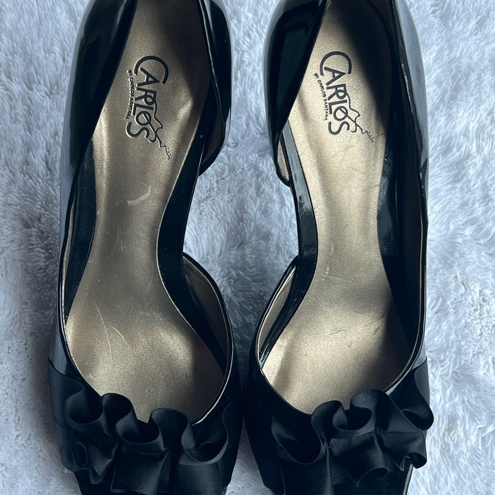 Black Pumps ~ Peep Toe Heels with Elegant Bow Detail ~ Carlos by Carlos Santana